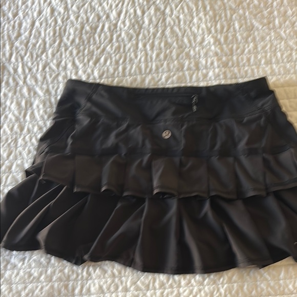 Lululemon Athletica Black Bubble Mini Skirt - Picture 1 of 3